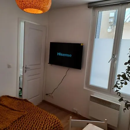 Tiny81 Cozy Break Apartment Clichy